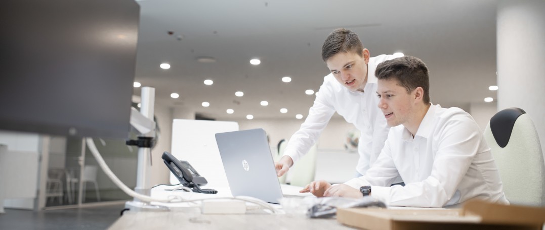 Bachelor of Science (m/w/d) – Wirtschaftsinformatik Studienrichtung "Application Management" (Duales Studium) 2027, 1. Bild